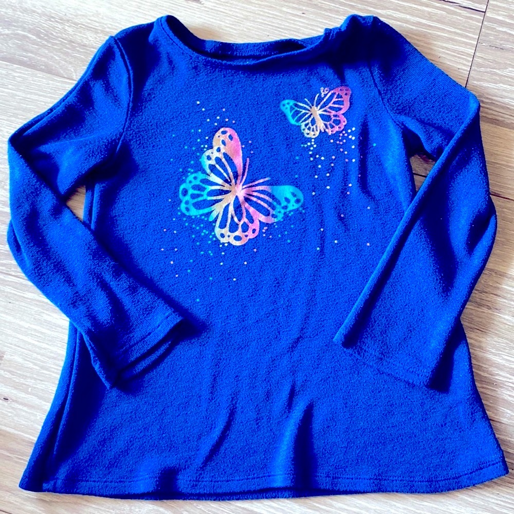 EUC 🦋 Long Sleeve Butterfly Top 🦋